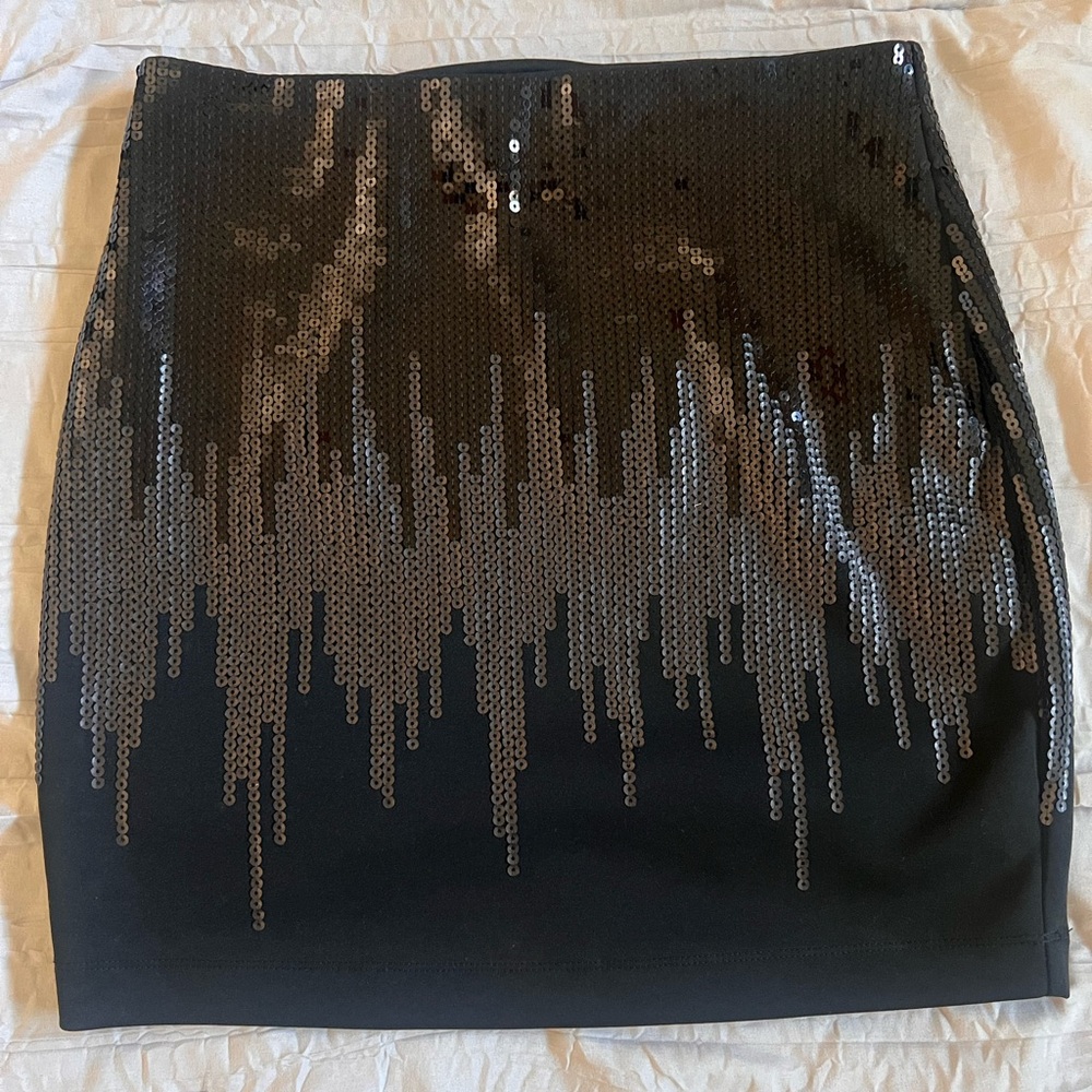 Express / Black Sequin Skirt / Size XS